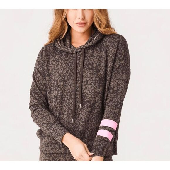 Sundry Tops - NEW! Sundry Teddy Striped Floral Hoodie Brown w/Pink Arm Stripes Size Medium (2)